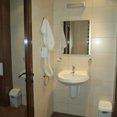 بيت ضيافة Galaktik 3*